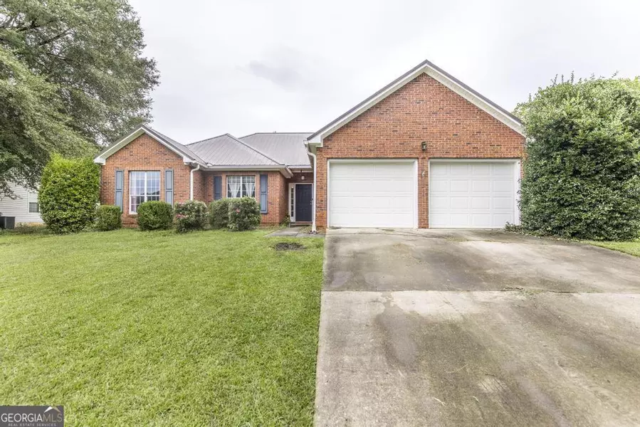 205 Woods Edge WAY, Warner Robins, GA 31088