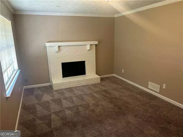 Snellville, GA 30039,3932 Ferncliff RD