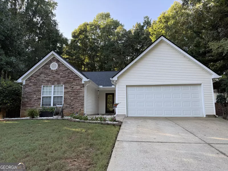 1642 White Oak DR, Winder, GA 30680