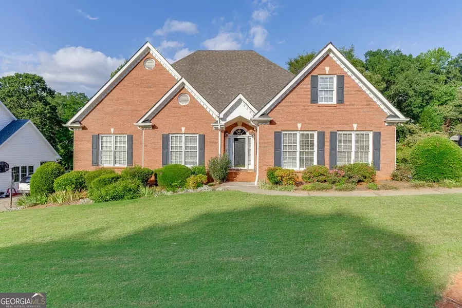 5931 Legend CT, Hoschton, GA 30548