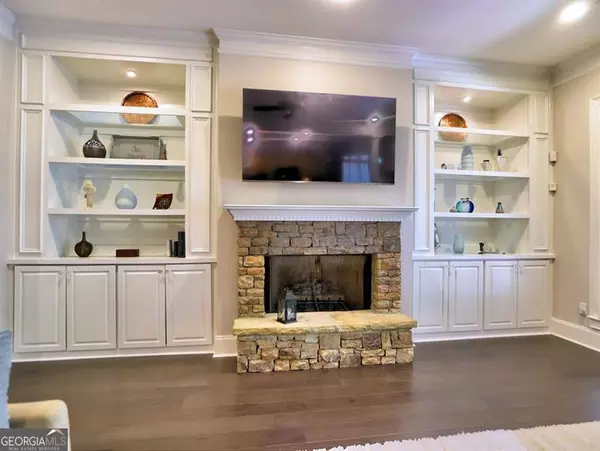 Dunwoody, GA 30338,1205 VILLAGE TERRACE CT