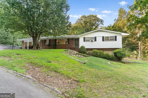 512 Dalewood DR, Dalton, GA 30720