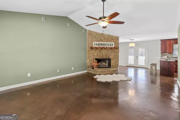 Greenville, GA 30222,371 Hawks Nest DR