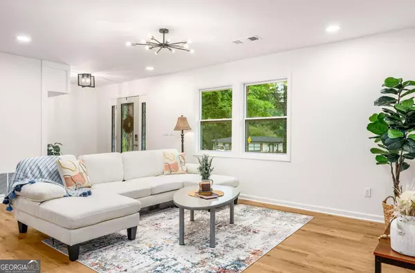 Smyrna, GA 30082,2740 Ivanhoe LN SE