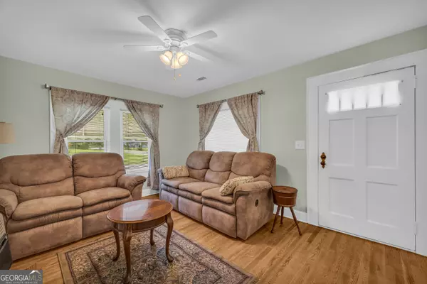 Canon, GA 30520,2621 Bond AVE