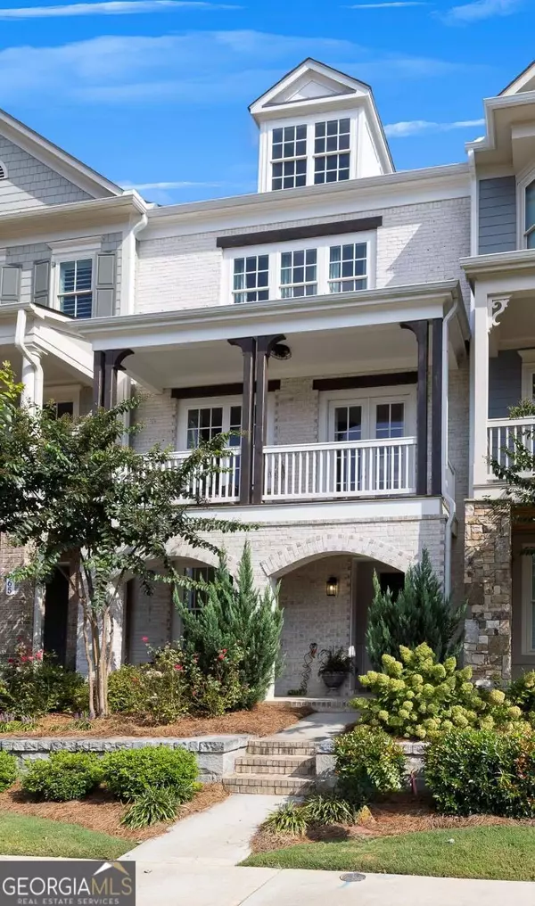 967 S On Main DR, Woodstock, GA 30188