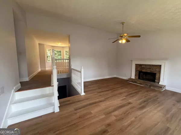 Dallas, GA 30157,89 Farm Brook LN