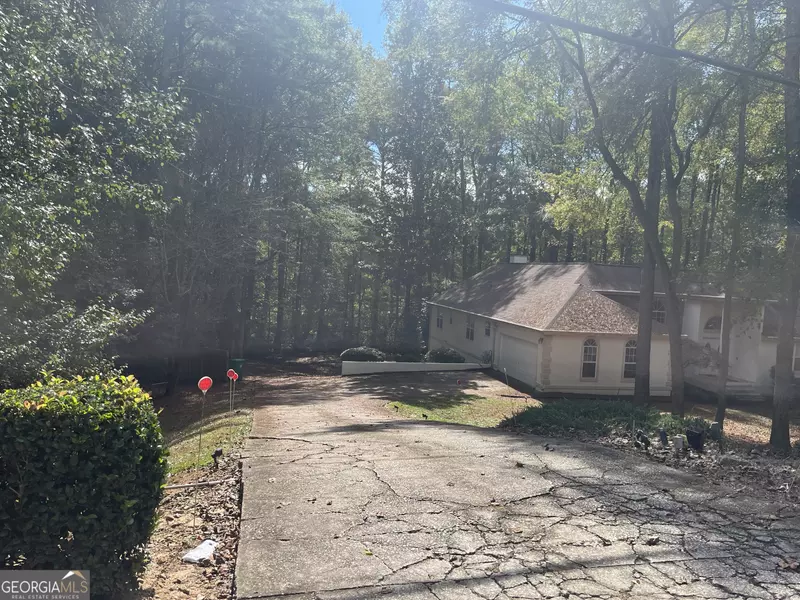 1383 Lilburn Stone Mountain RD, Stone Mountain, GA 30087