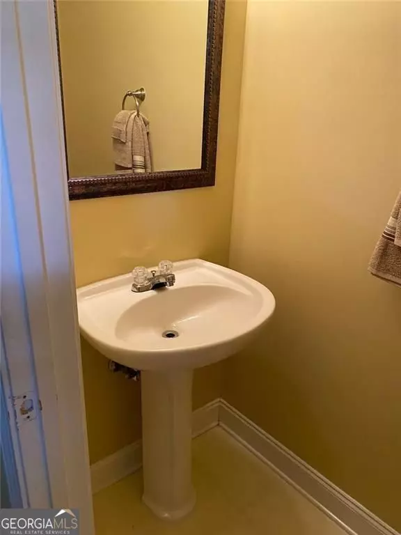 Dallas, GA 30132,16 Riders RDG