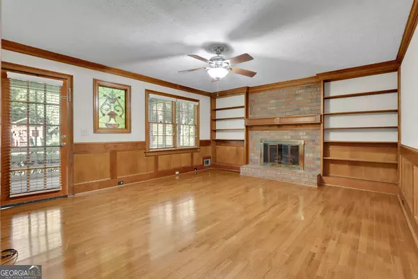 Lilburn, GA 30047,921 Cedar TRCE SW