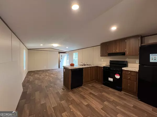 Talking Rock, GA 30175,144 Ridgeback RD