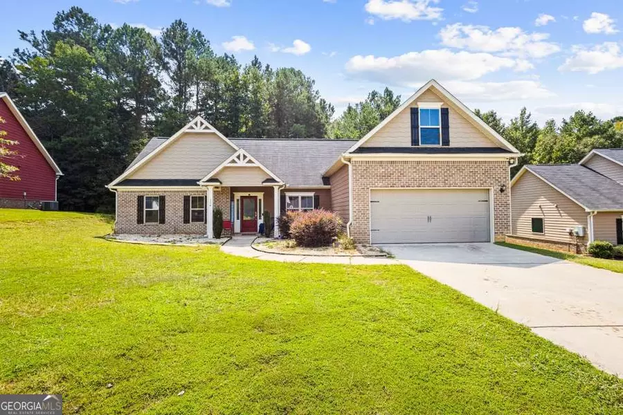 116 Coulter Woods DR, Locust Grove, GA 30248