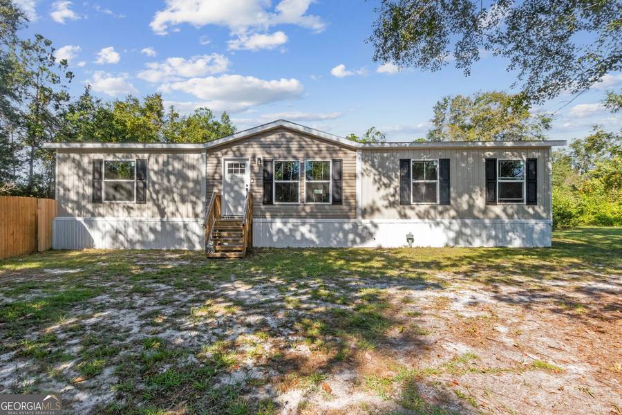 653 Palmhurst DR, Folkston, GA 31537