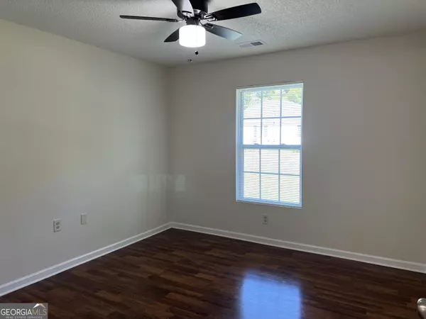 Dublin, GA 31021,1512 Academy AVE