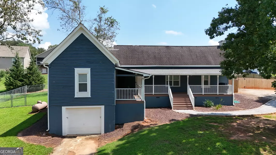 680 Elrod ST, Cornelia, GA 30531
