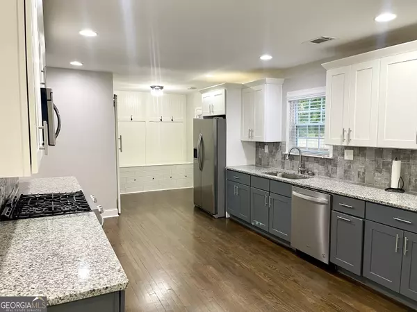 Atlanta, GA 30310,1146 Edgefield DR SW