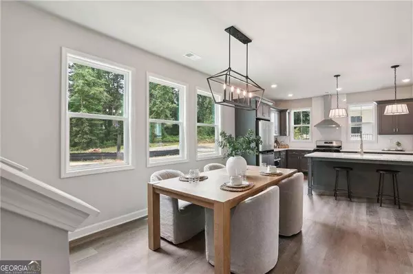 Clarkston, GA 30021,911 East Green LN