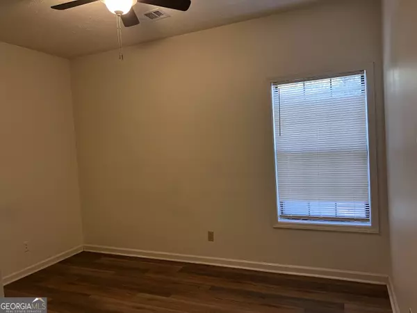 Conyers, GA 30012,888 Little Bear CV NE