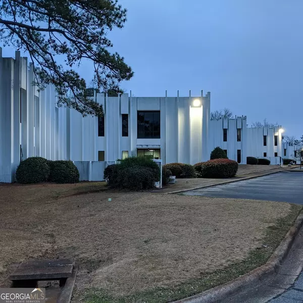 2500 W Broad ST #605A, Athens, GA 30606