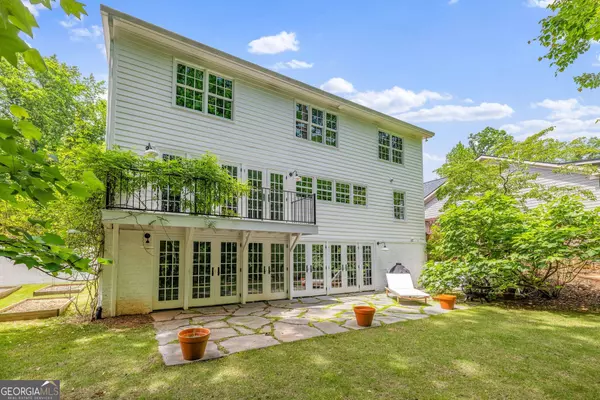 Flowery Branch, GA 30542,6135 White Oak DR