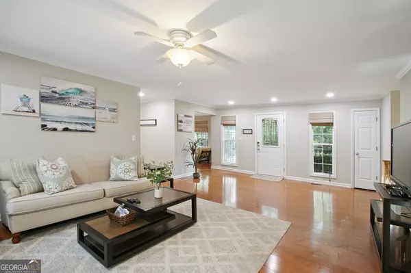 Peachtree City, GA 30269,102 Hickory DR