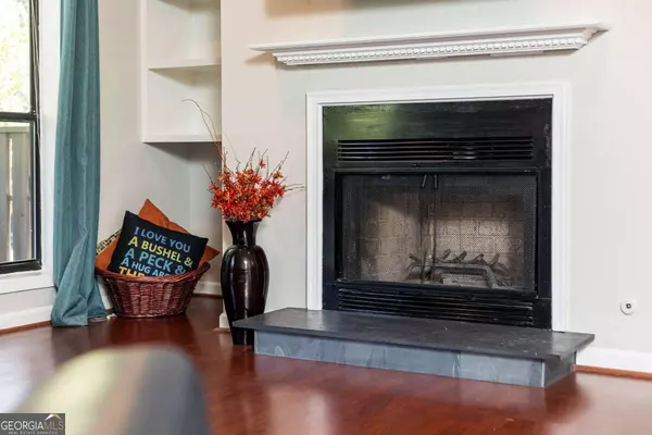 Atlanta, GA 30350,401 Woodcliff DR