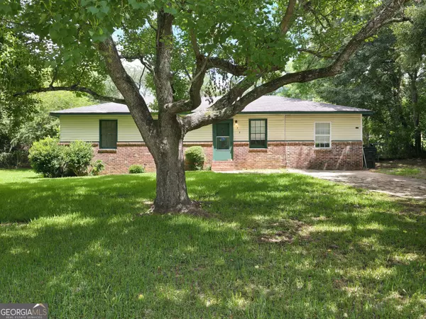 1205 Shady LN, Thomaston, GA 30286