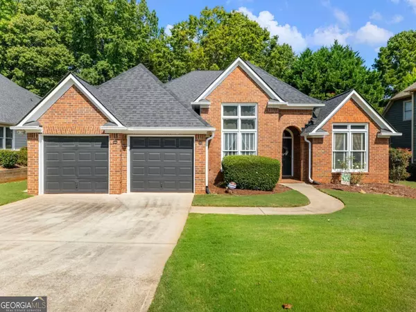 894 Fairview Club CIR, Dacula, GA 30019