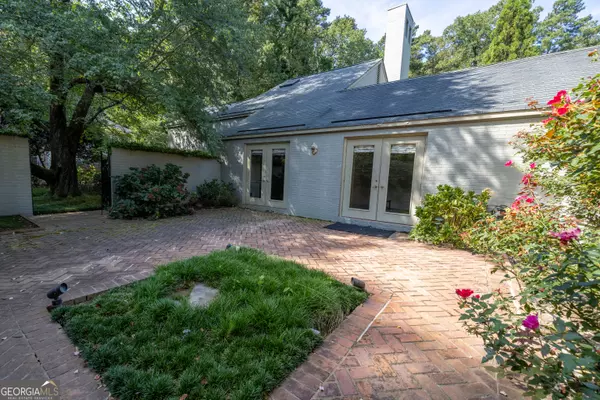 Sandy Springs, GA 30328,6150 Riverwood DR