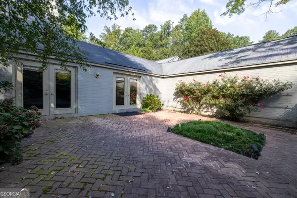 Sandy Springs, GA 30328,6150 Riverwood DR