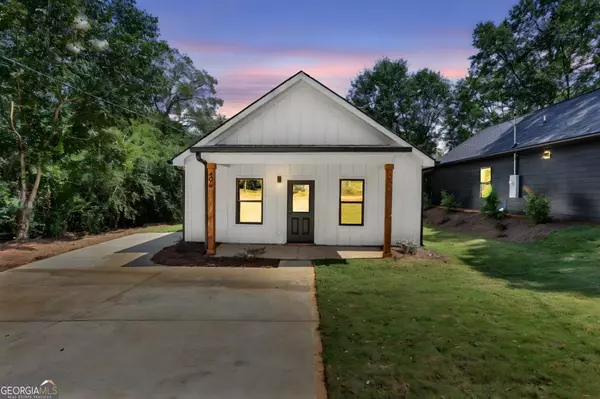 406 Poplar ST, Hogansville, GA 30230