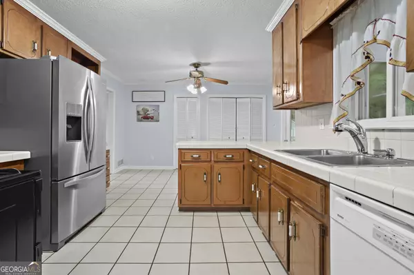 Woodstock, GA 30189,617 Driftwood DR