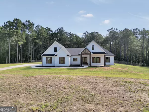 Milner, GA 30257,787 Silver Dollar RD