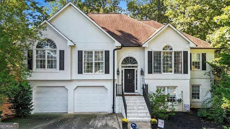 35 N Springs WAY, Acworth, GA 30101