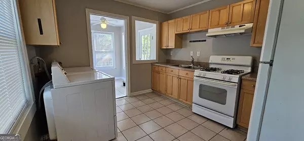 Atlanta, GA 30312,1205 Edie AVE SE