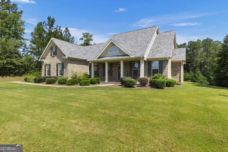 111 River Forest DR, Forsyth, GA 31029