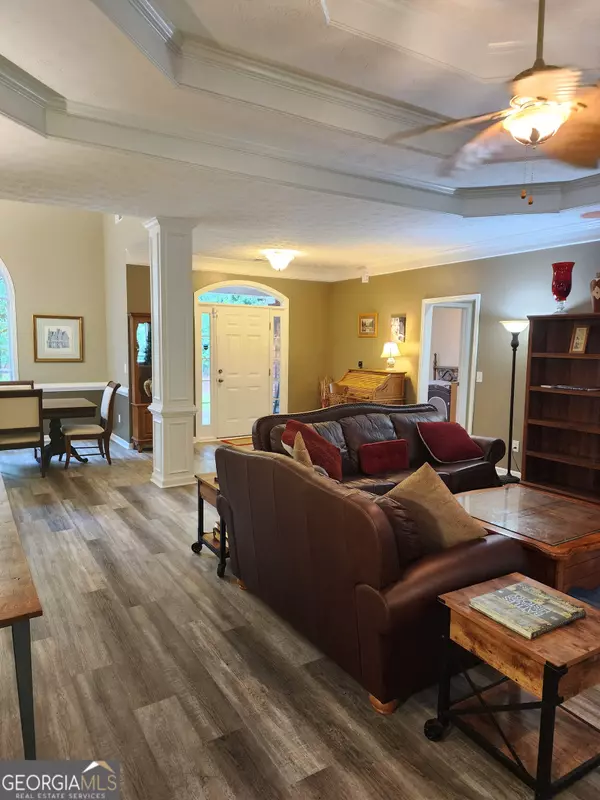 Oxford, GA 30054,520 W Lake DR