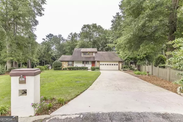 Warner Robins, GA 31088,102 Sweetwater CT