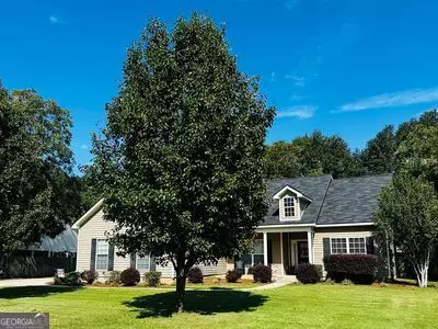 231 Grove LN, Kathleen, GA 31047