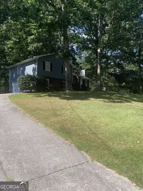 Grayson, GA 30017,2210 GRAYFIELD DR
