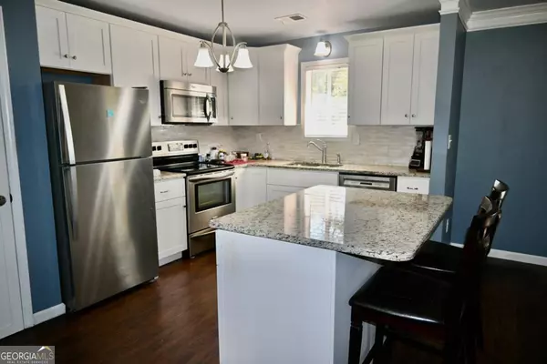 Senoia, GA 30276,631 Rockaway RD