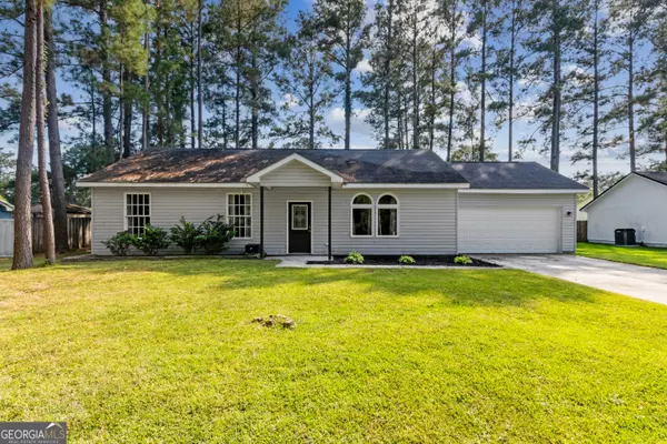 208 Foxwood DR, Kingsland, GA 31548