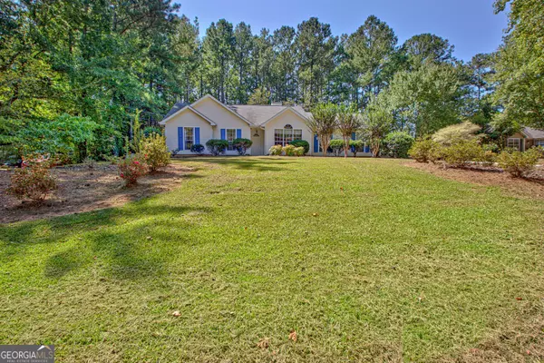 68 Winchester DR, Sharpsburg, GA 30277