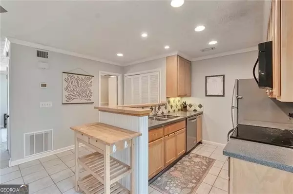 Atlanta, GA 30327,8 Arpege WAY NW