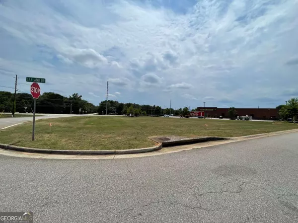 Bogart, GA 30622,1011 Garland DR
