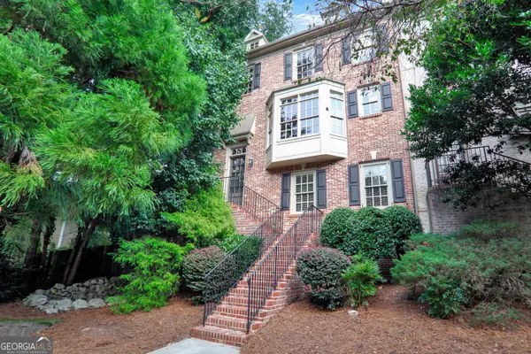 2444 Oak Grove HTS, Decatur, GA 30033