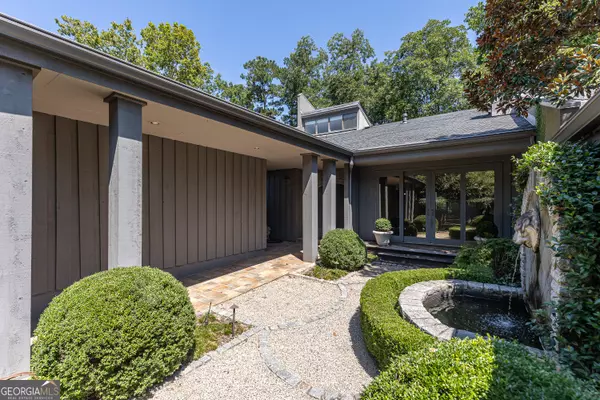 Atlanta, GA 30327,716 Mill WALK