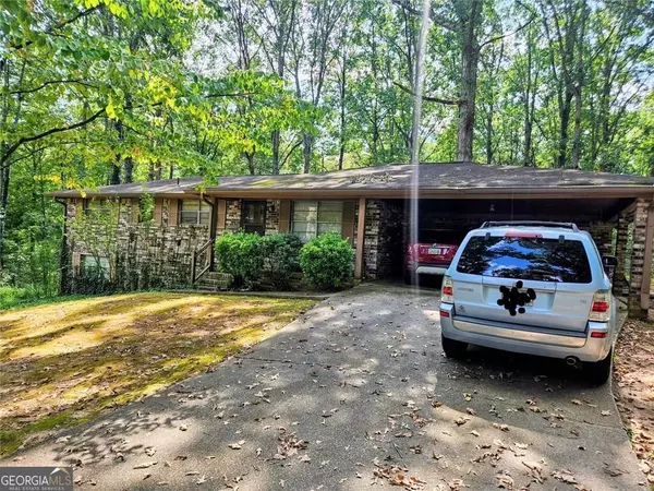 Douglasville, GA 30135,5995 N Bear DR