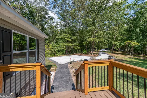 Dahlonega, GA 30533,94 King Arthur CT