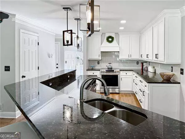 Acworth, GA 30101,691 Braidwood TER NW